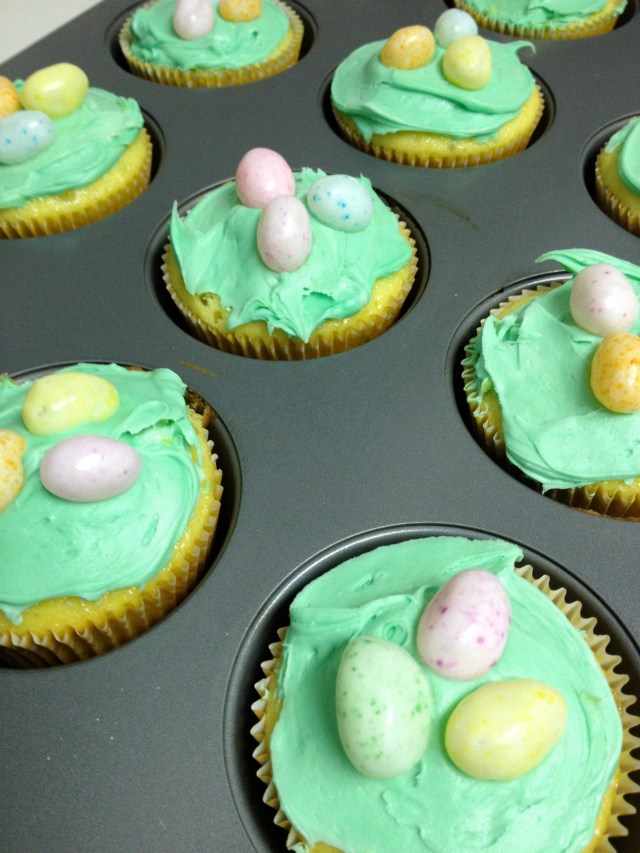 easter egg cupcakes